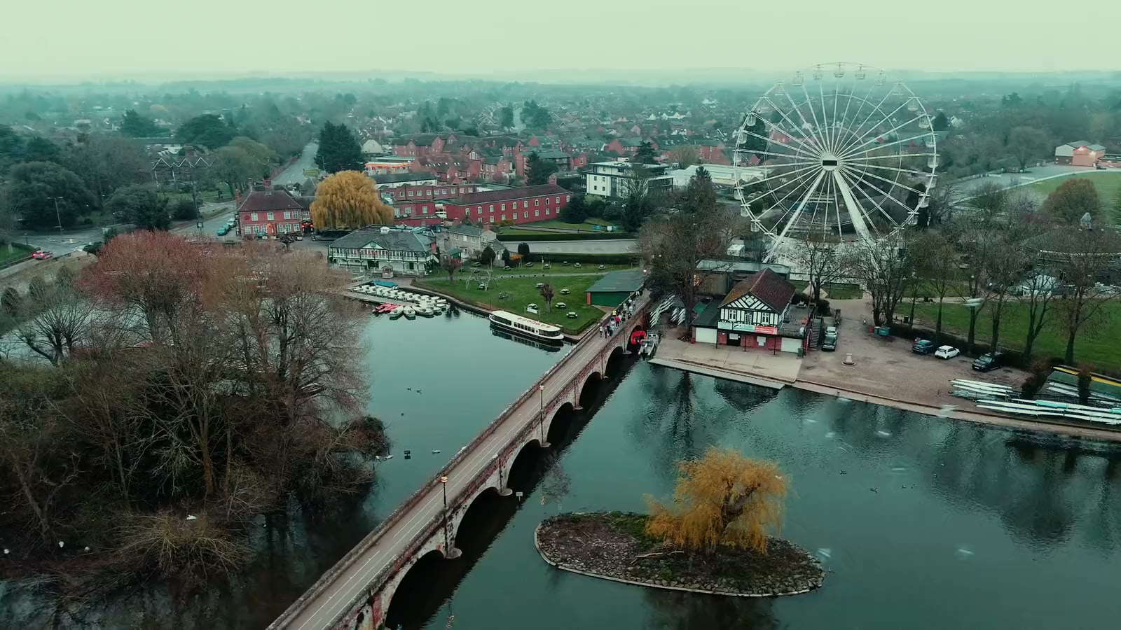 Stratford-upon-Avon from the air, the River Avon and Clopton Bridge